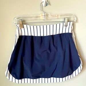 Albion Tennis Skort. Size Small. Color: Purple/Blue